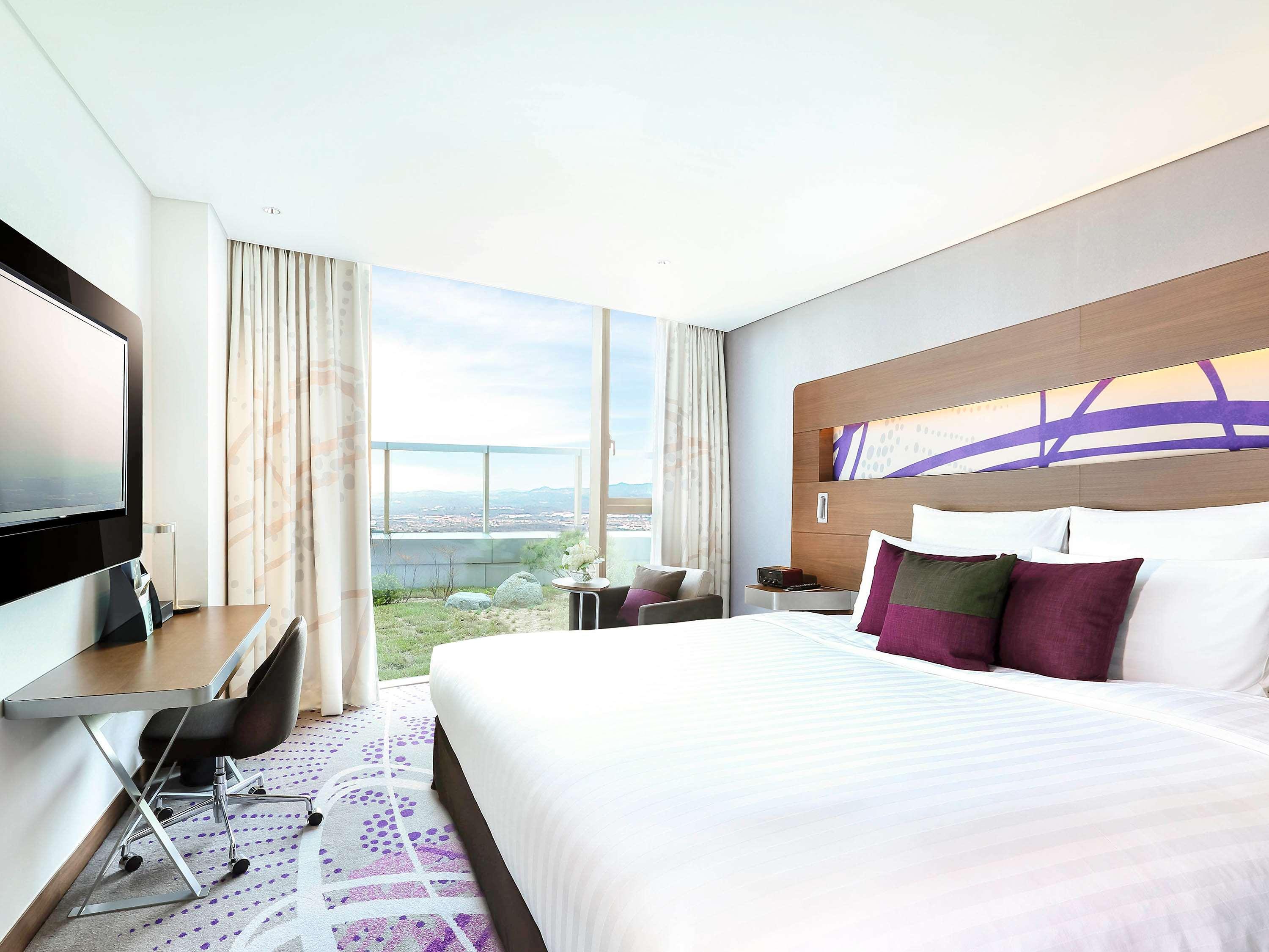 Novotel Ambassador Suwon Ngoại thất bức ảnh